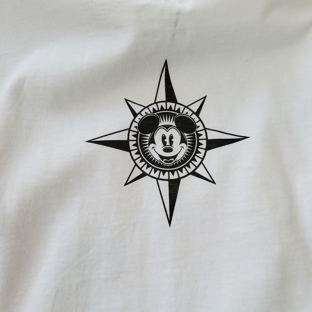 🆕️ Disney Discover the Magic Long Sleeve Tee - Picture 6 of 9